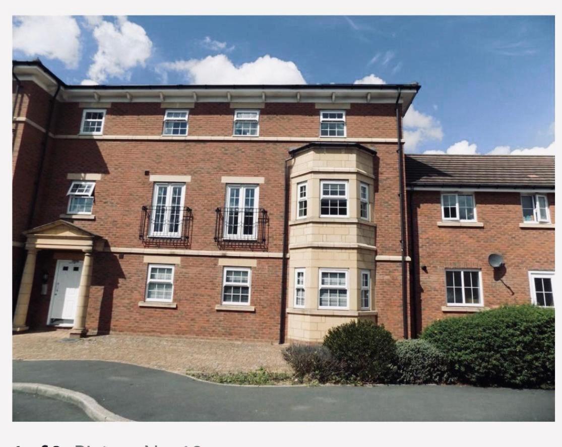 Delux Room With Private Parking, Sleeps 2, Perfect For Cotswold Getaway, Easy A419 Access Blunsdon Luaran gambar